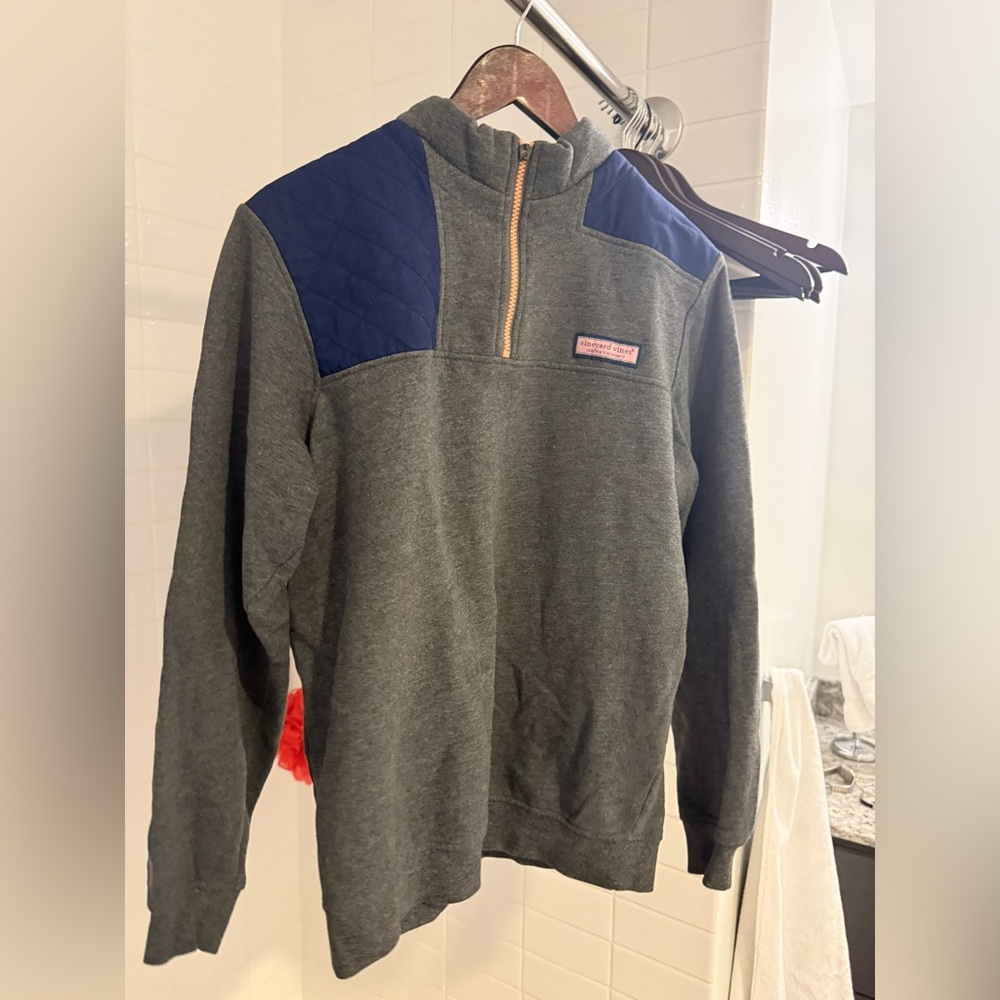 Vineyard Vines Gray and Navy Zip-Up Sweater - Missing zipper pull tab